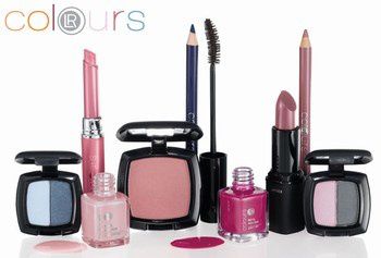 La gamme de maquillage Colours by LR