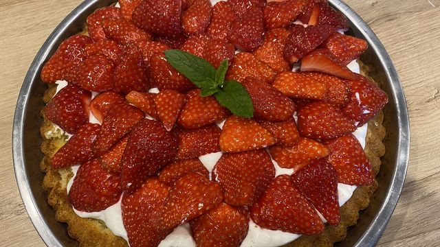 Tarte aux fraises mais à l'allemande Erdbeerkuchen" ou "Erdbeerboden