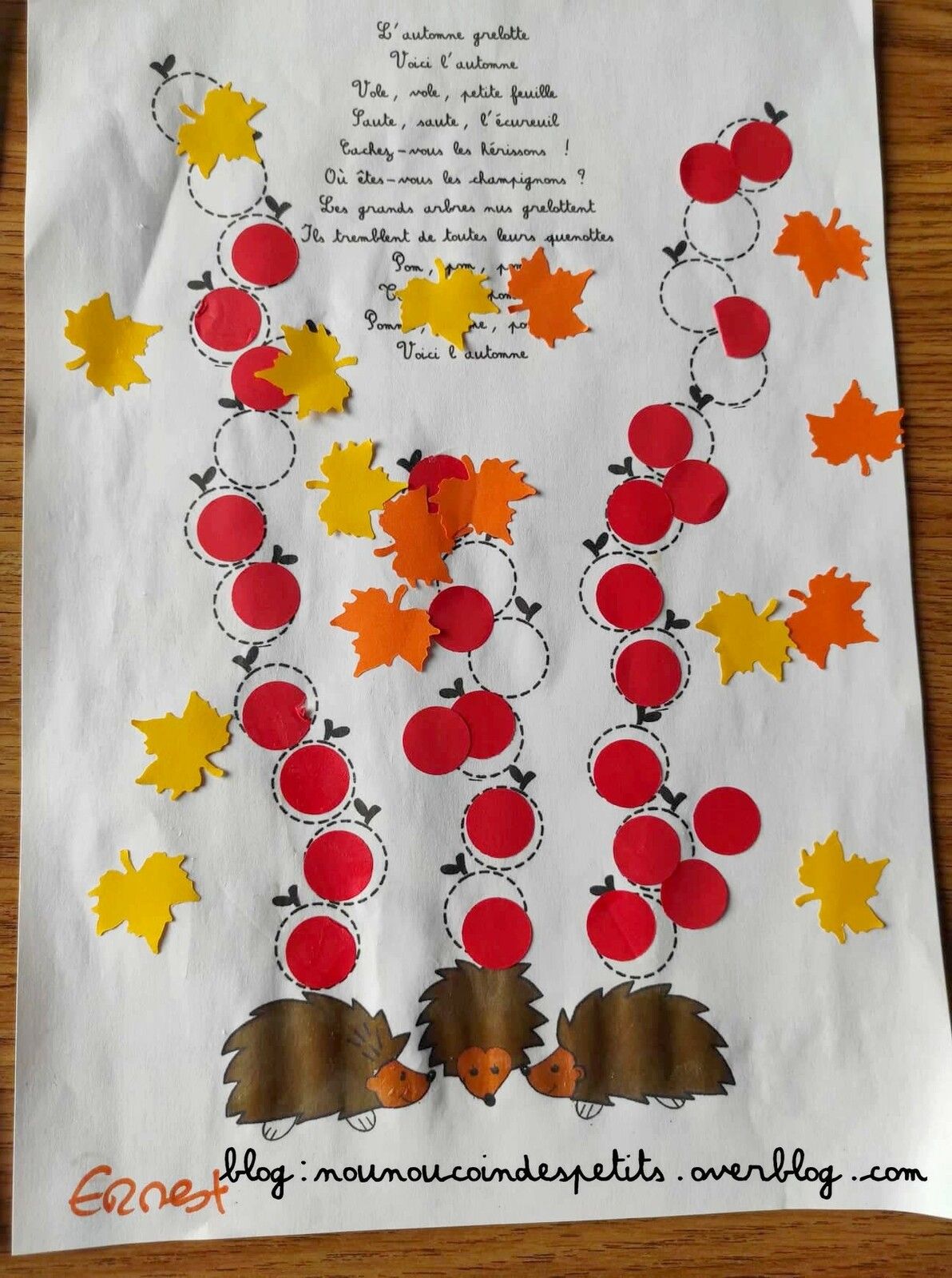 La Comptine Des Couleurs D automne Les Hérissons et ses pommes collage .. - Le blog de nounoucoindespetits