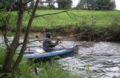 pêche en canoë sur la Vire