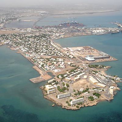 Deux guignols à Djibouti