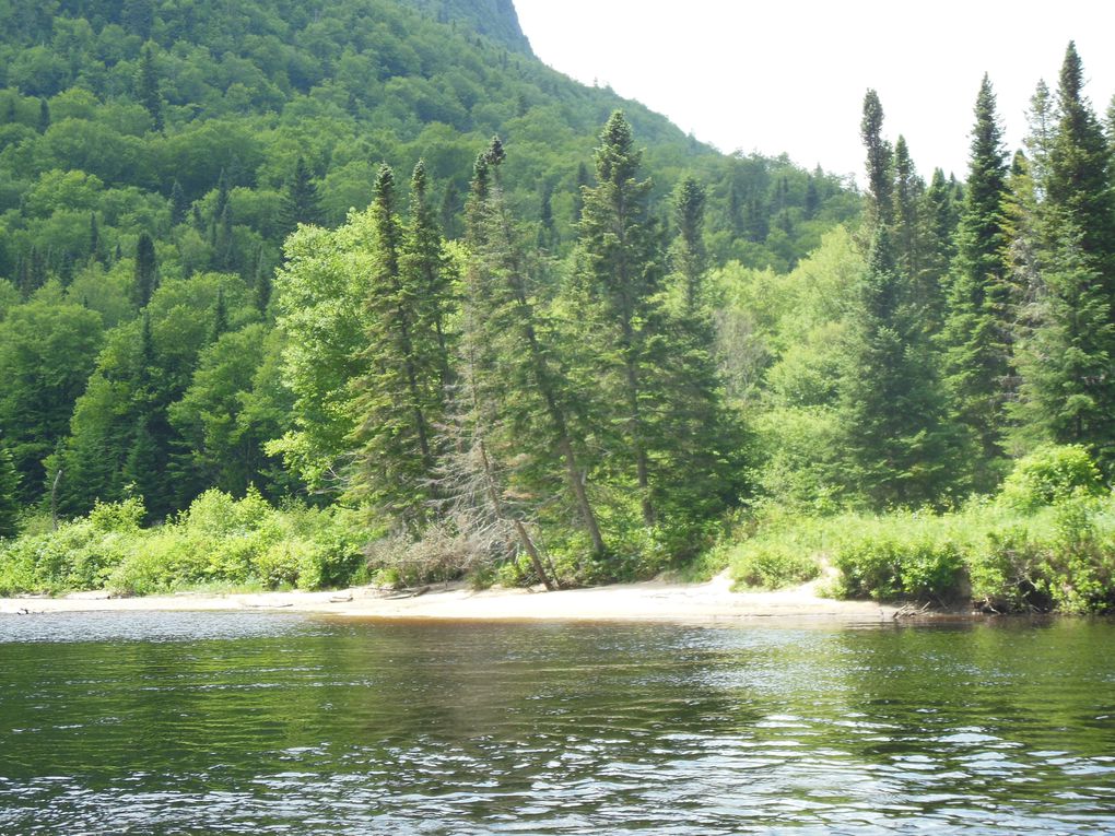 Quelques vues de mon voyage au Québec 
du bleu ,du vert ,des couleurs ,des souvenirs