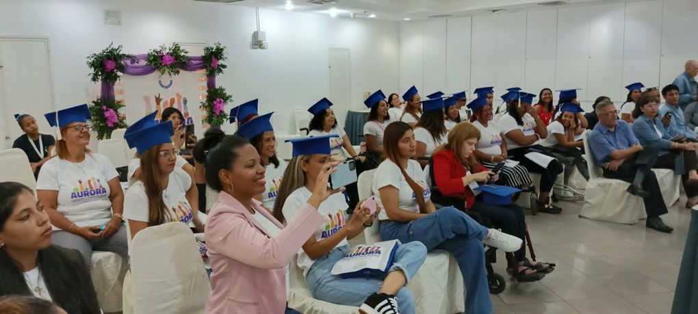 Funvape graduó a veinticinco mujeres con discapacidad en Programa de Formación Aurora