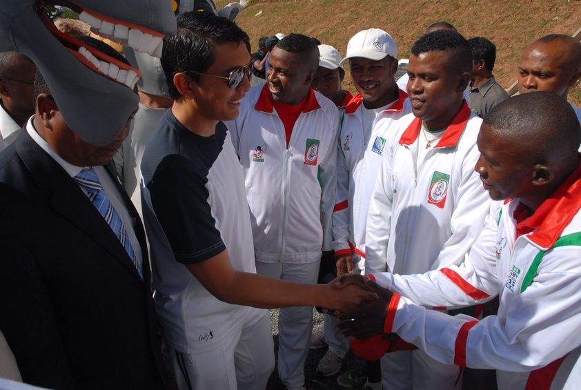 Inauguration du Kianja (Stade) Makis de Madagascar, à Andohatapenaka, par le Président Andry Rajoelina. 1ère partie. Photos: Harilala Randrianarison