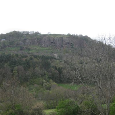Auvergne - Visite des Grottes de Jonas ....