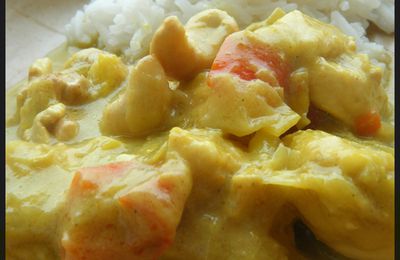 Poulet au curry, mangue et noix de cajou