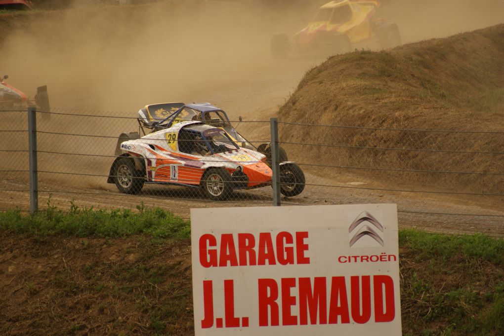 Les 28 et 29 juillet 2012 à St-Georges-de-Montaigu (85), 7ème épreuve du Championnat de France d'autocross.