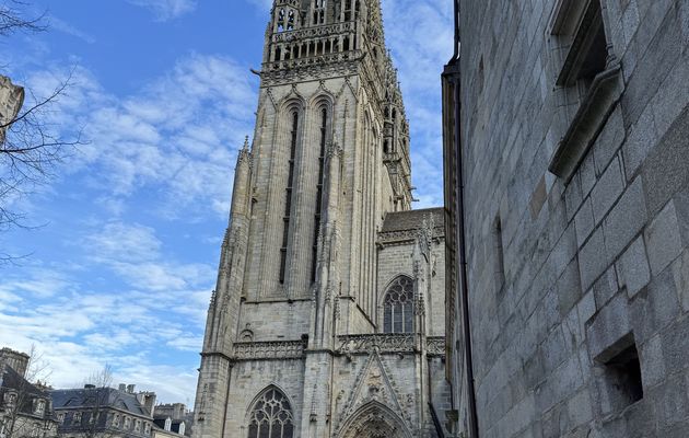 Quimper (29) - Cathédrale Saint-Corentin