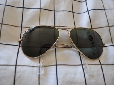 Lunettes de soleil Ray ban Modele Aviator---VENDU---