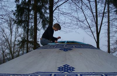 Installation du village de yourtes à Senones: Jour 3