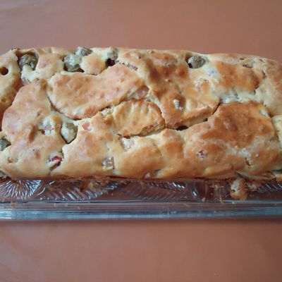 CAKE JAMBON OLIVES