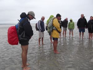 Bien évidemment la traversée se fait accompagnée d'un guide attesté !