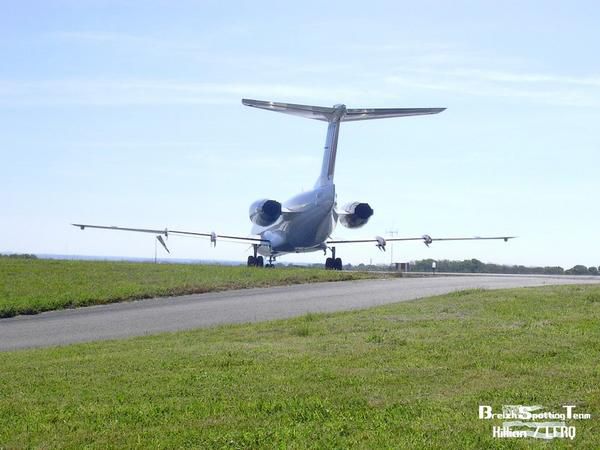 Ceci est l'album qui contient toutes les photos des journ&eacute;e spotting &agrave; l'a&eacute;roport de Quimper-Cornouaille. <br /> <br /> La pr&eacute;sentation est la suivante ; les l&eacute;gendes des photos en haut ( class&eacute;es par date ), chacune menant &agrave; la photo concern&eacute;e, et en bas, toutes les photos &quot;en vrac&quot;, que vous pouvez regarder de n'importe quelle journ&eacute;e !<br /> <br /> Bon visionnage :)<br /><br /><span style="font-weight: bold;"><span style