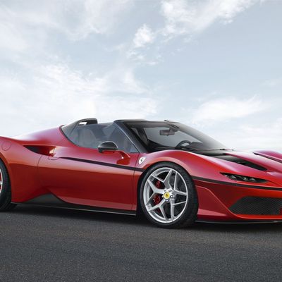 Ferrari J50 , la rareté par excellence! 