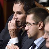 Un porte-parole de Benoît Hamon, Alexis Bachelay, est menacé de mort après avoir été attaqué par Manuel Valls