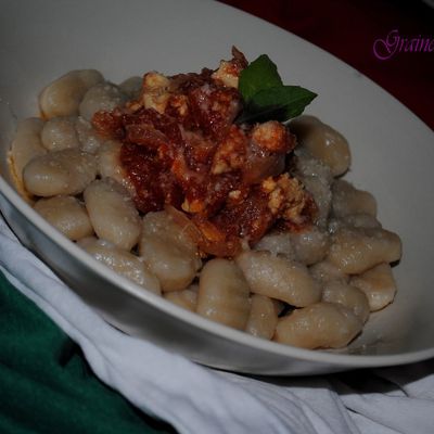 Gnocchi al Ragù di Pollo