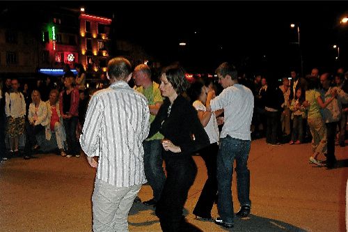 2ème soirée salsa de l'été 2009 sur les quais de Caen, auparavant cours de son cubain