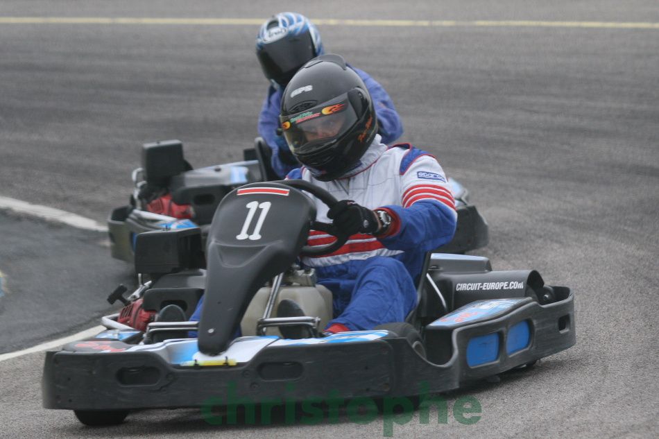 Les 24 H de Karting 2009
à Sotteville-sous-Val.