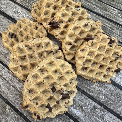 COOKIES CRISPY CHUNKS ET NOISETTES