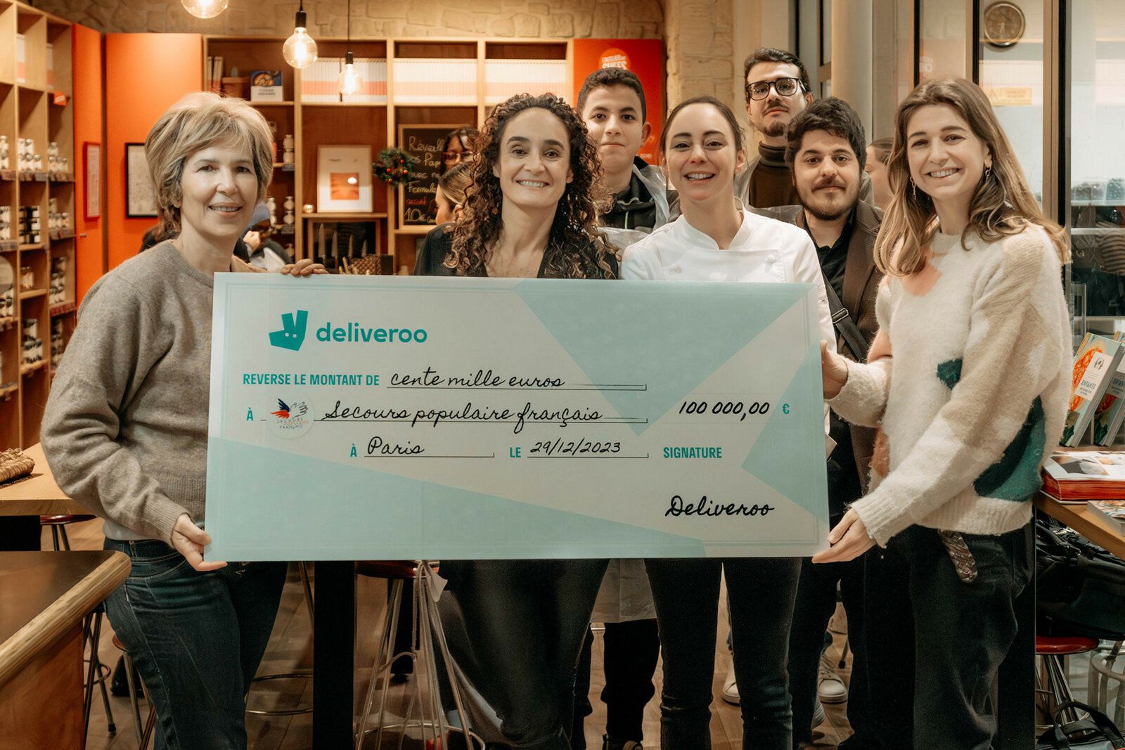 Nina Métayer Deliveroo offrent expérience pâtissière inoubliable familles aidées Secours populaire français