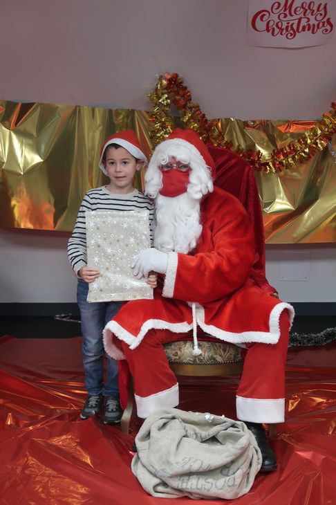 Le Père-Noël est venu à l'école... photos individuelles