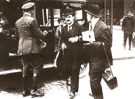 Affaire Seznec. Dimanche 10 juin 1923. Seznec, Pouliquen et Louis Quéméner se rendent à Rennes...