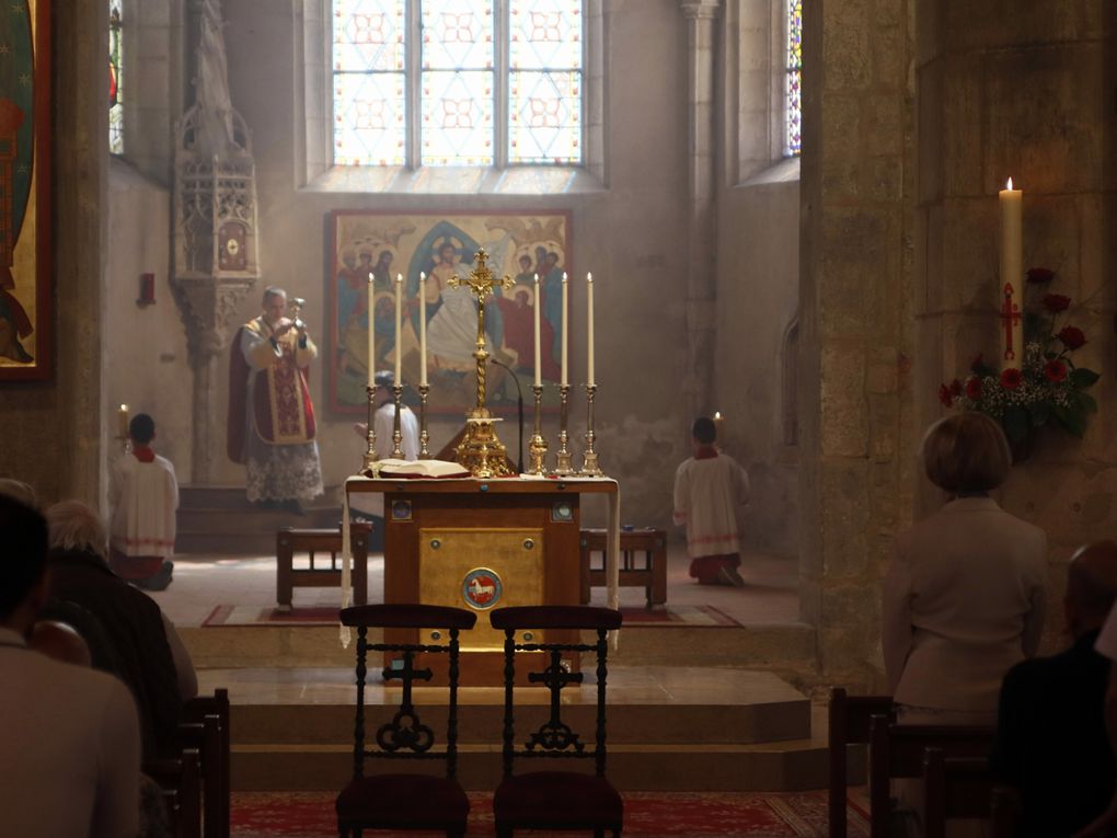 Sainte Messe Solennelle de la Pentecôte 2022