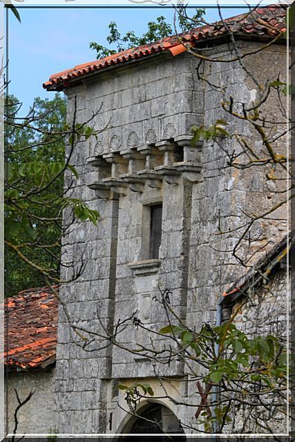 Diaporama église et château de Vilhonneur