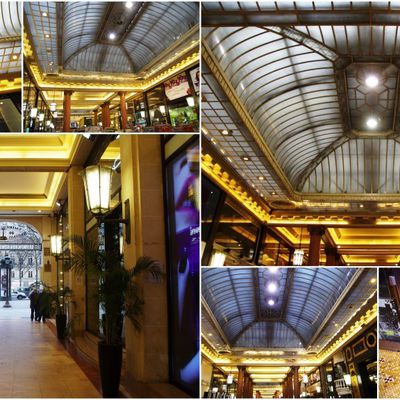 Les Arcades des Champs-Elysées ou les Arcades du Lido à Paris VIIIème