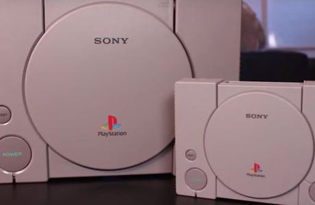 La PlayStation Classic de Sony est aussi simple et amusante que vous pouvez vous y attendre.