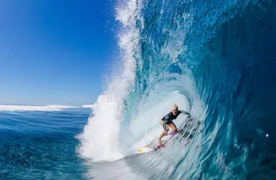La World Surf League 2025 est à vivre sur les antennes ultramarines de France Télévisions !