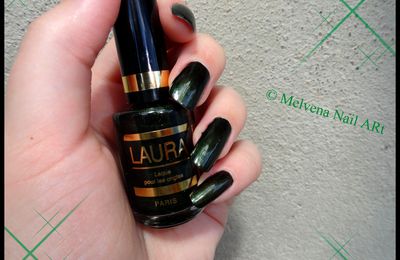 Vernis Laura ~ Noir/Vert