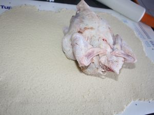 Le Poulet en croûte de Sel