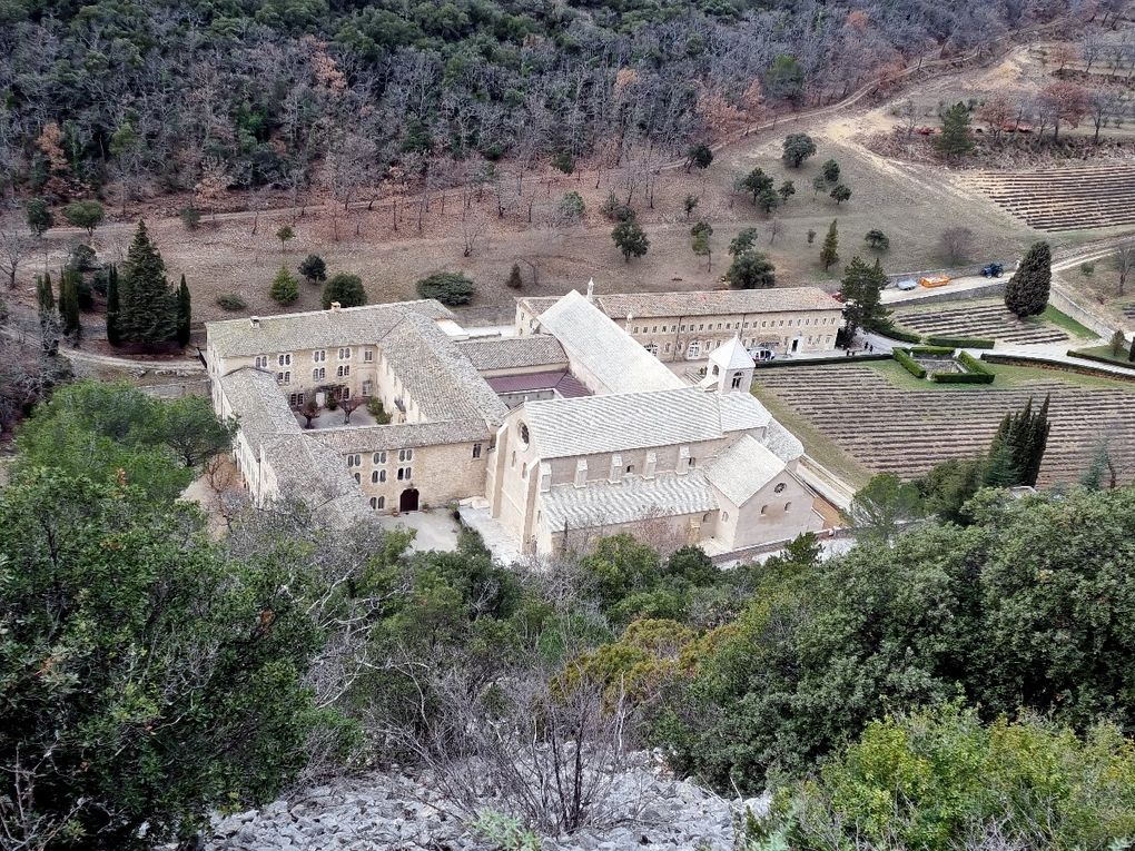 LES BORIES DE GORDES (2)