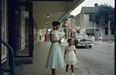 Art : Gordon Parks Photography. Segregation Story