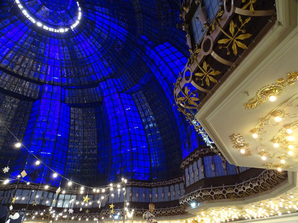 Noël aux Galeries Lafayette (Paris)