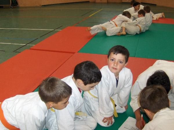 <strong>STAGE SERIGNAN 2007</strong> : JUDO - PISCINE - OLYMPIADES - RANDONNEE