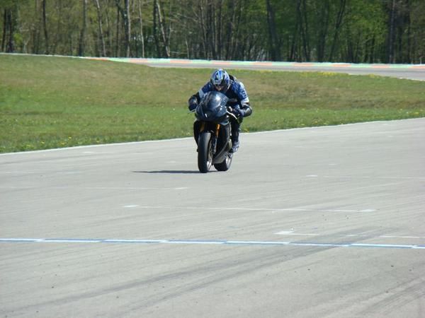 photos de la journée du 16 avril 2008 sur le circuit de bresse