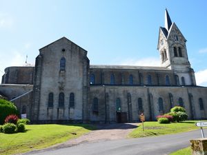 l'église Saint Alban de Lormes