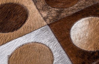 Alluring Handcrafted Rugs That Make Style Statement of Your Home