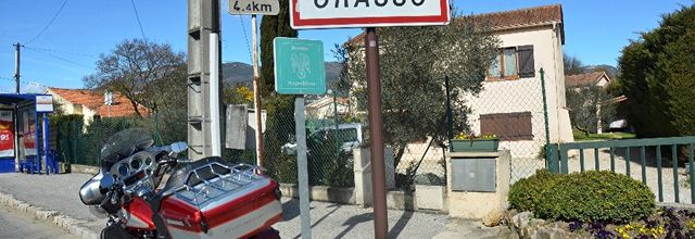 UN PARFUM POUR L’EMPEREUR (L'ARRIVEE A GRASSE)