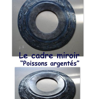 Cadre miroir aux poissons argentés