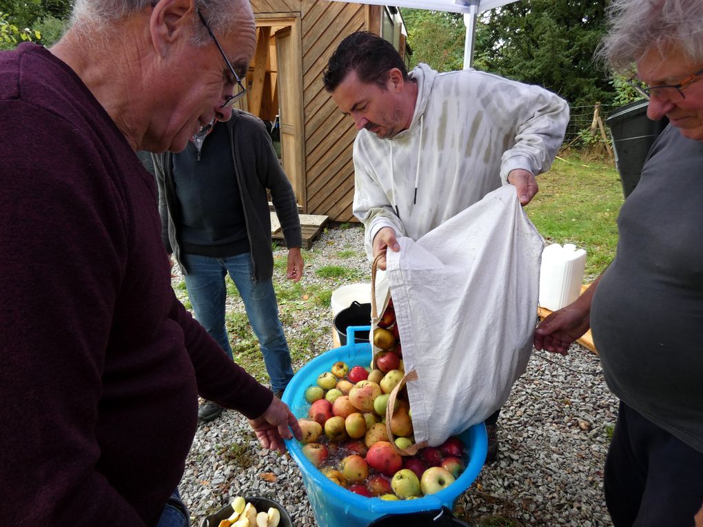 Des images de la porte ouverte 