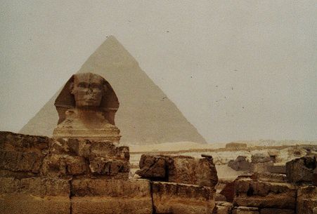 Album - le-haut-plateau-de-Gizeh---ses-trois-pyramides-et-le-Sphinx--