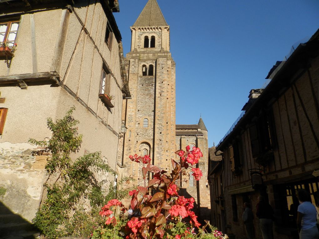 arrivée et visite de CONQUES