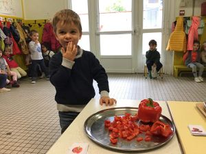 Les PS Étincelle mangent du rouge !