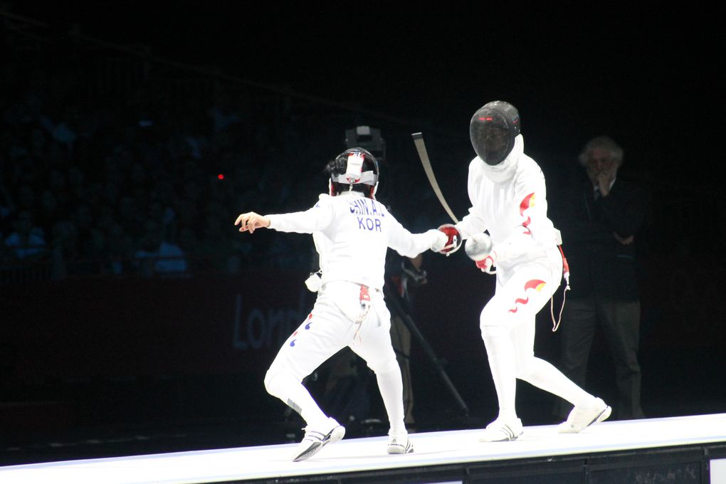 LONDON 2012
Finales Epée par équipe féminin
Bronze: USA-Russie
Or: Chine-Corée du sud