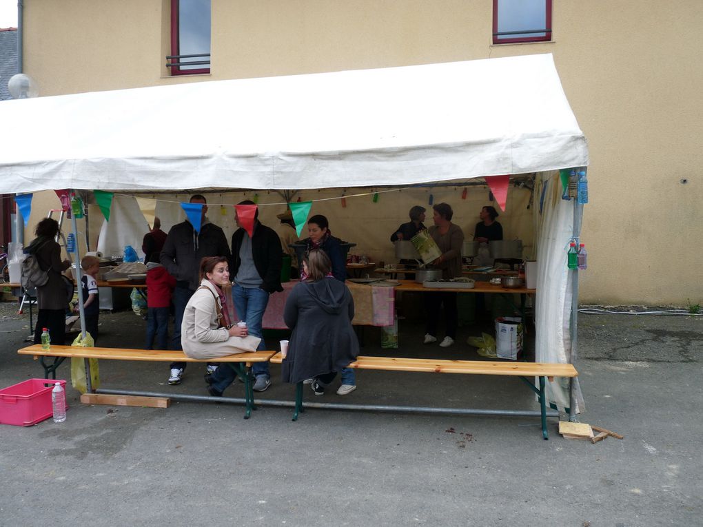 Photos de la fête de l'école 2013 de Chasné sur Illet