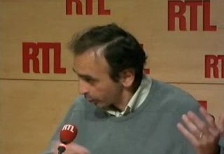 En bref