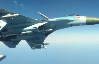 [Vidéo] Des Su-27 russes interceptent deux avions de chasse français (AMN)